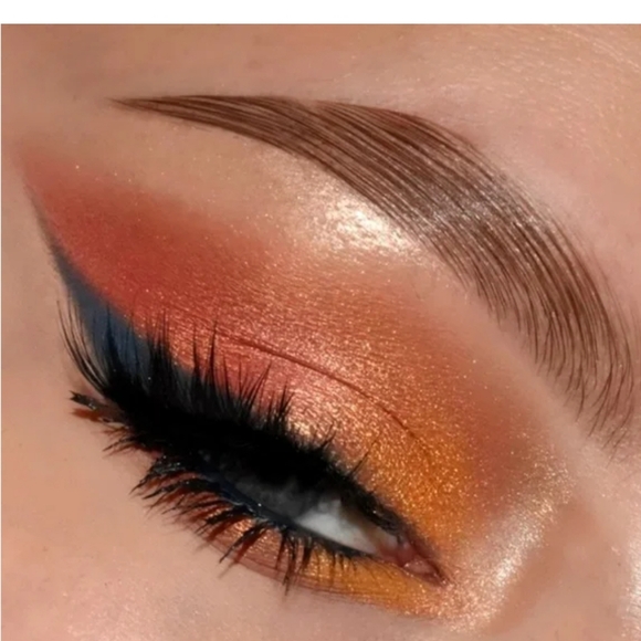 HOCUS POCUS 🕷🎃🧹 COLORPOP EYESHADOW PALETTE 🎨 NWT - Picture 5 of 8